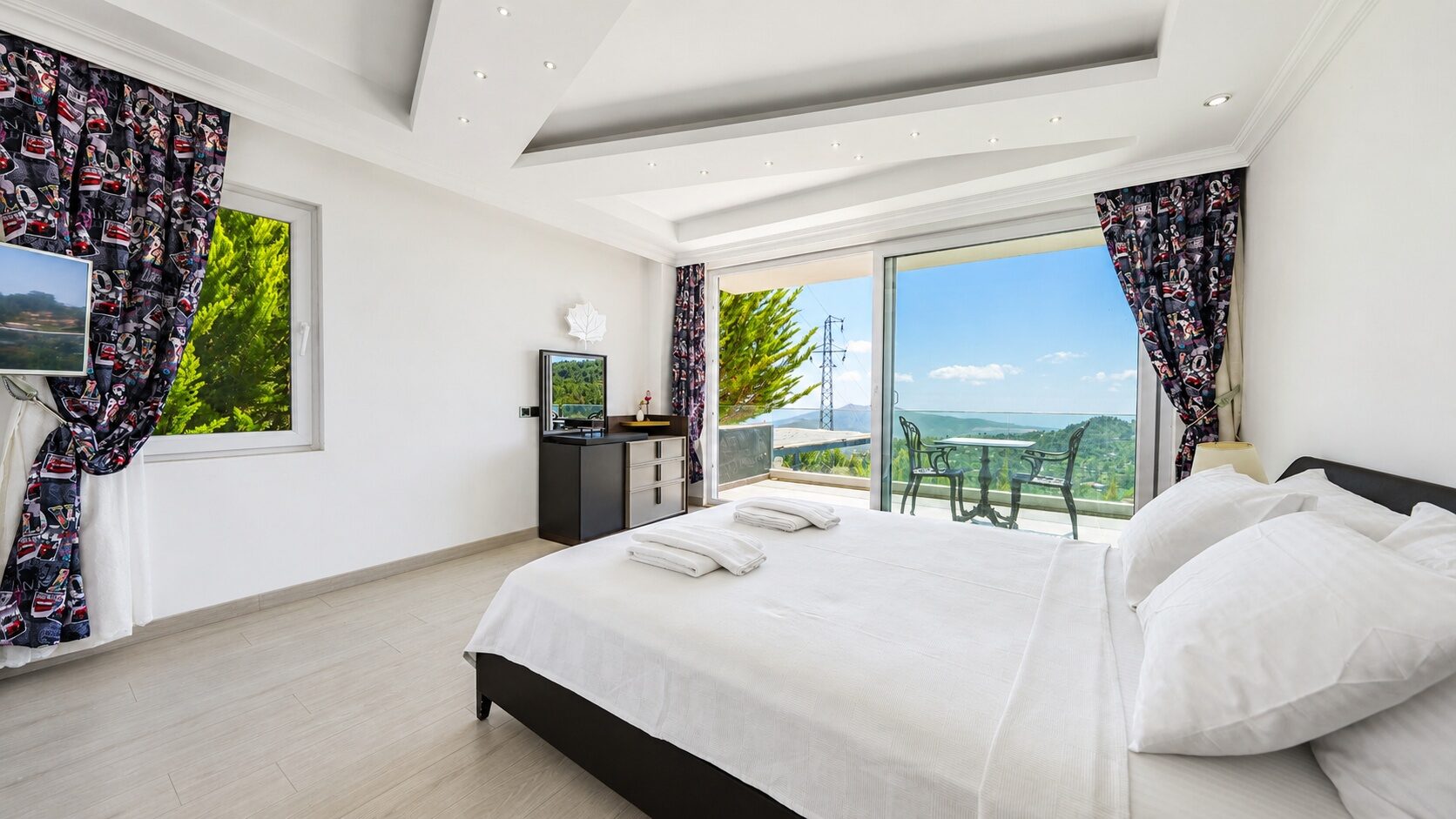 Villa Velaris — 36