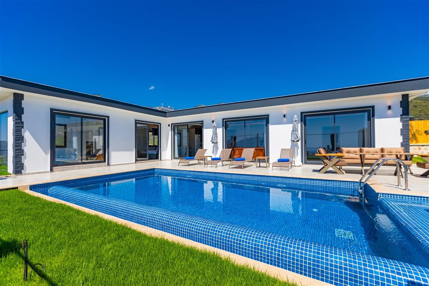 Villa Merve — 1