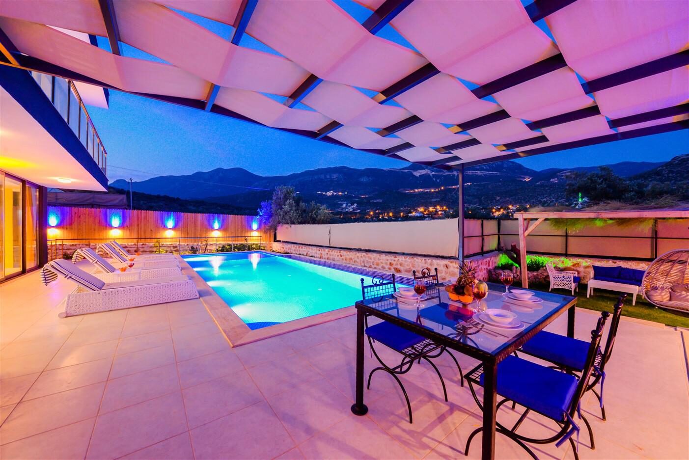 Villa Black Rose — 12