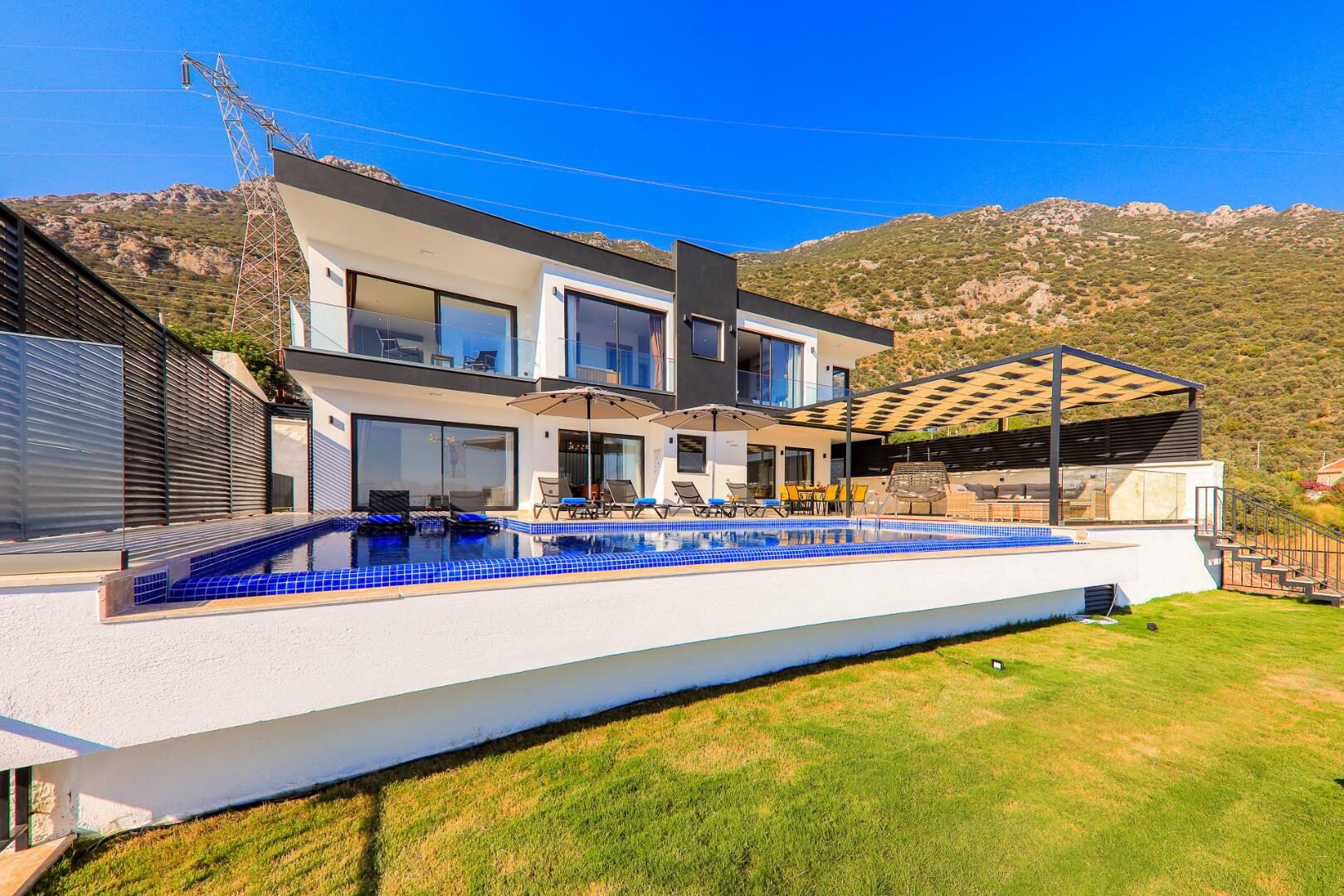 Villa Bliss — 1