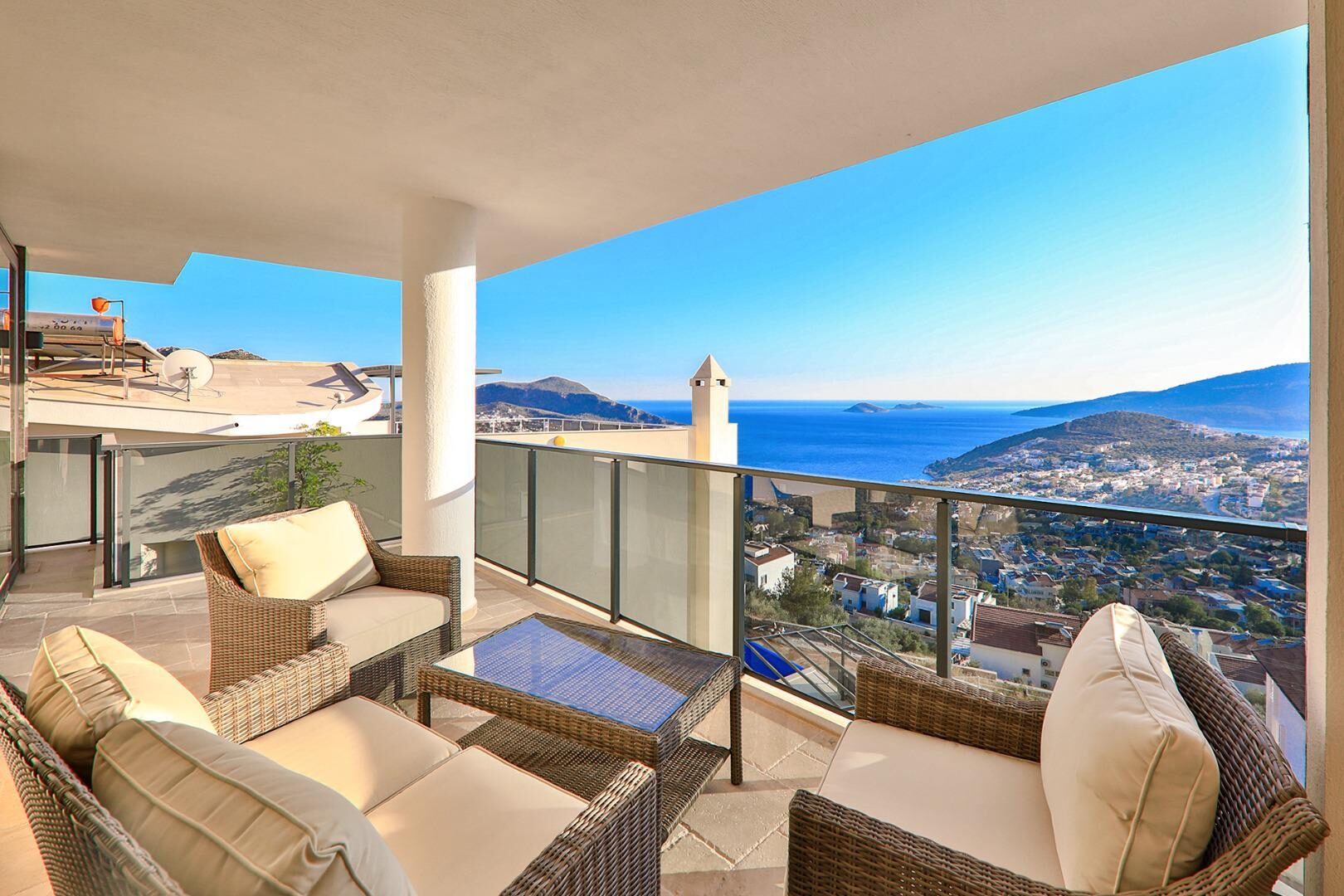 Villa Luxury — 24