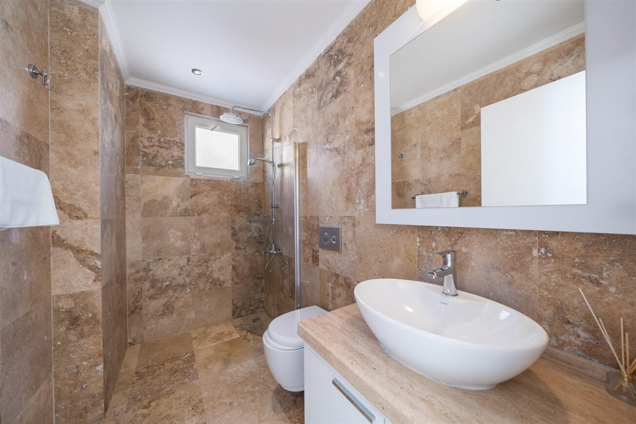 Villa Waratah — 44