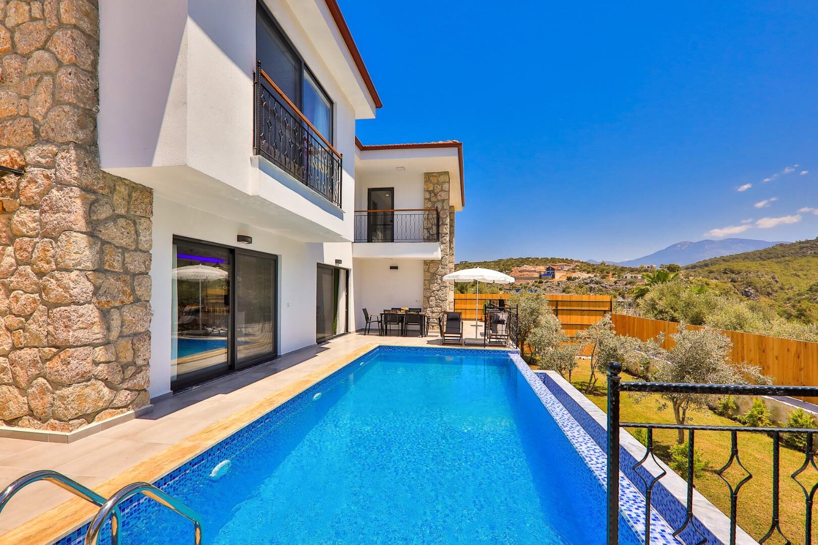 Villa Delfin Green — 17