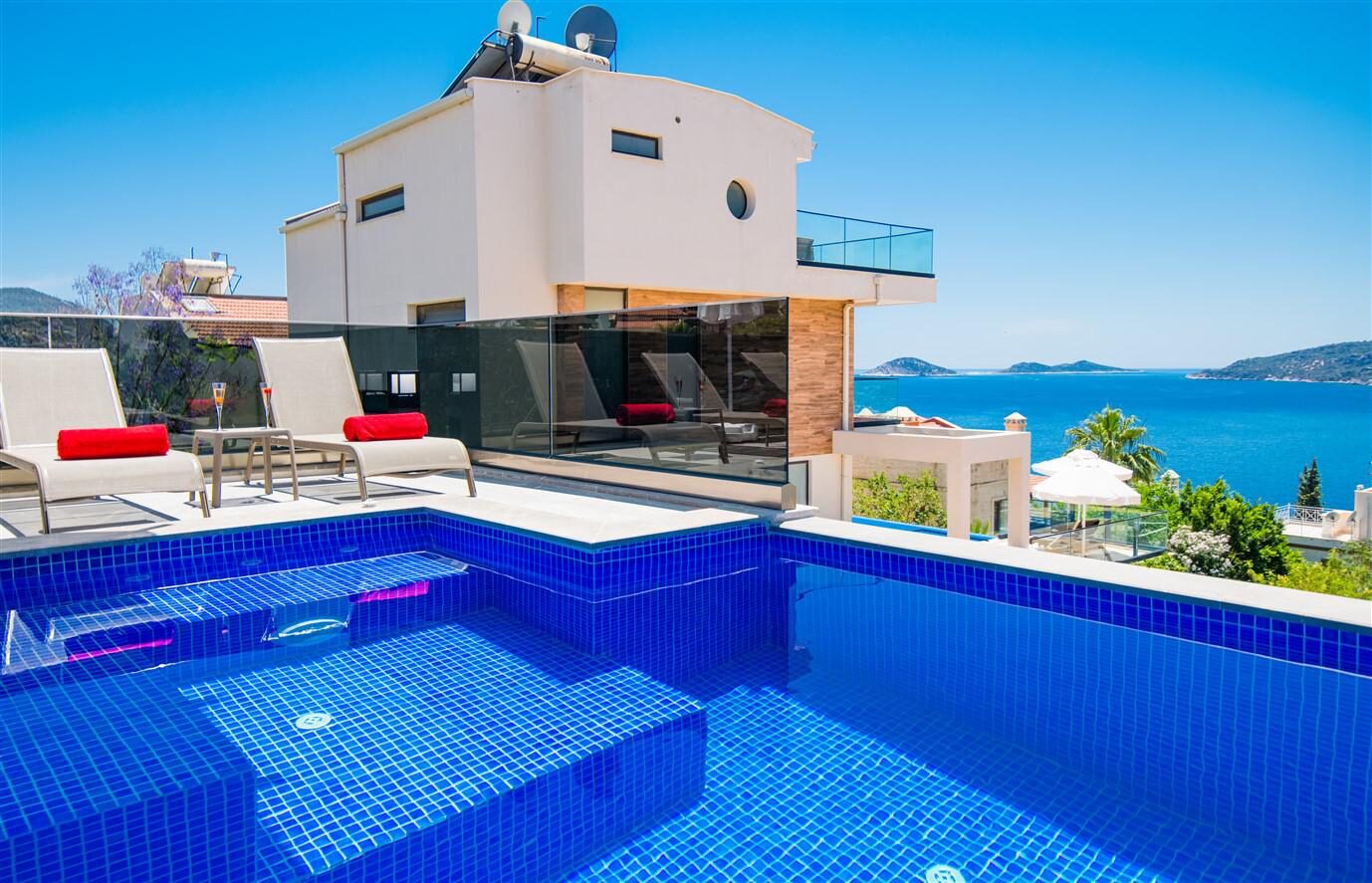 Villa Noname — 9