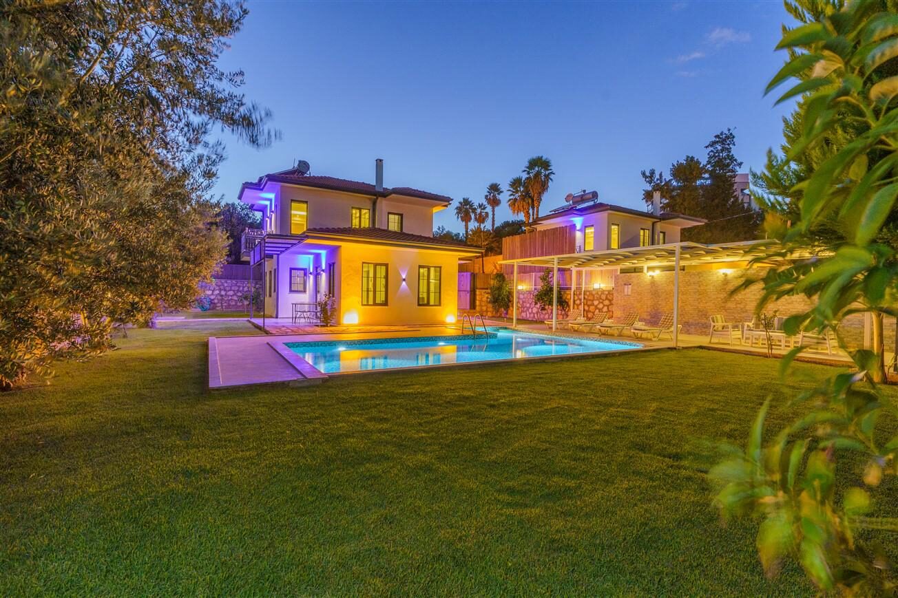 Villa Sazak Duo — 2