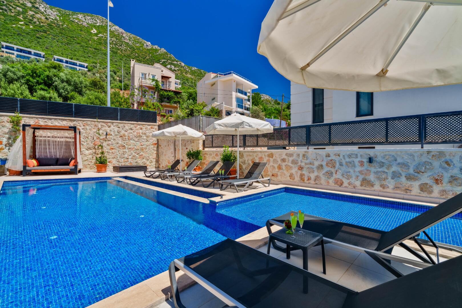 Villa Cassa — 7