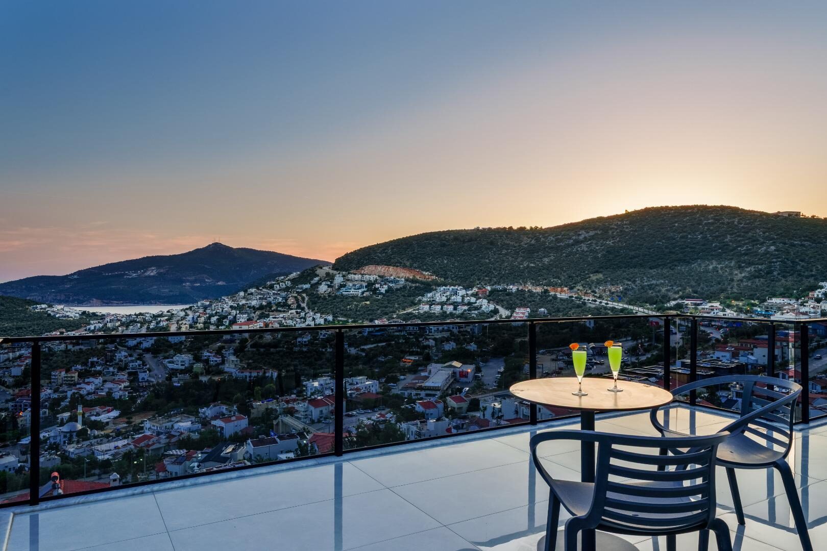 Villa Cassa — 23