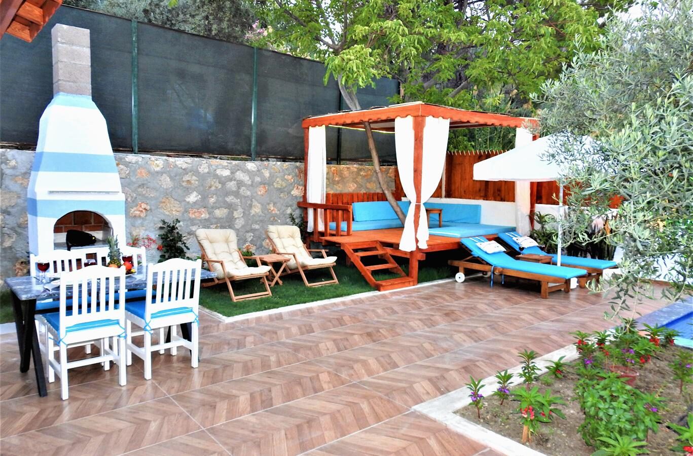 Villa Rayna — 17