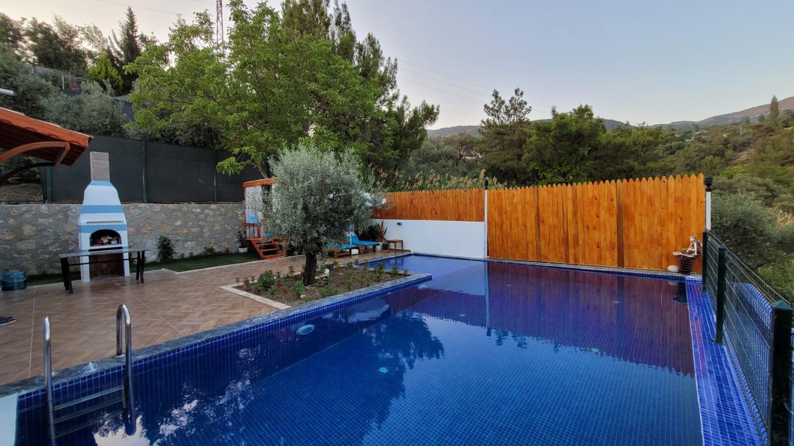 Villa Rayna — 37