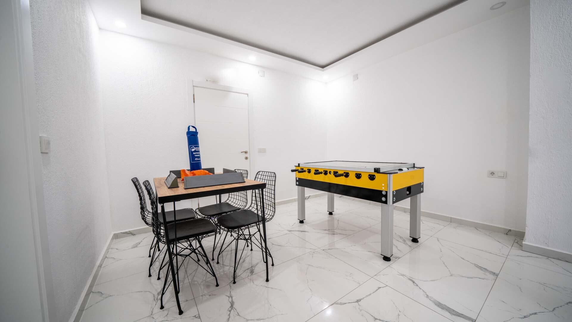 Villa Spring 2 — 60