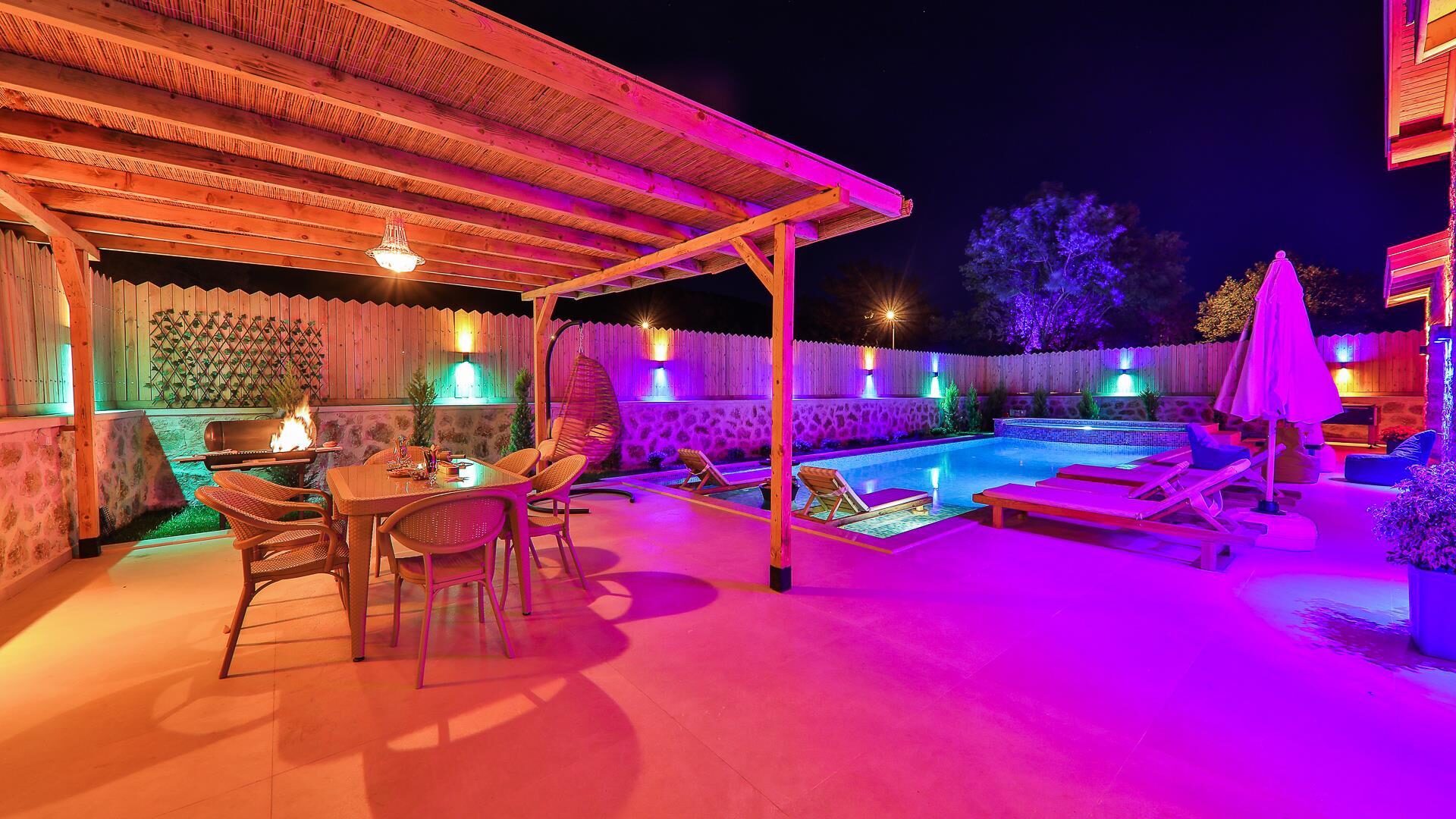 Villa Happiness — 62