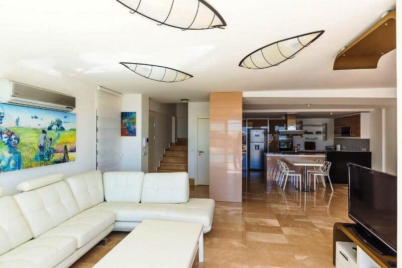 Villa Maribel — 23