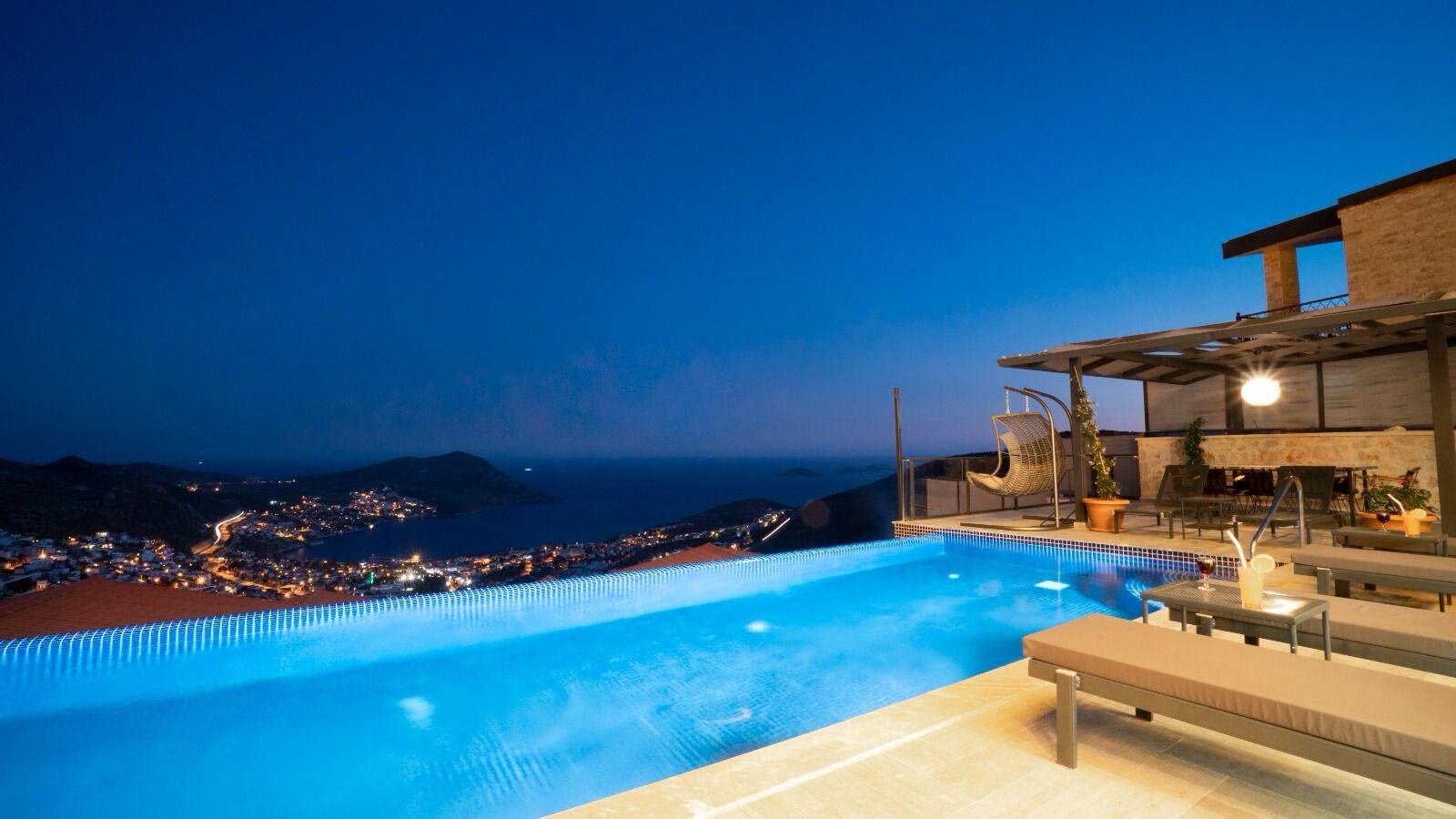 Villa Elif Akbel — 10