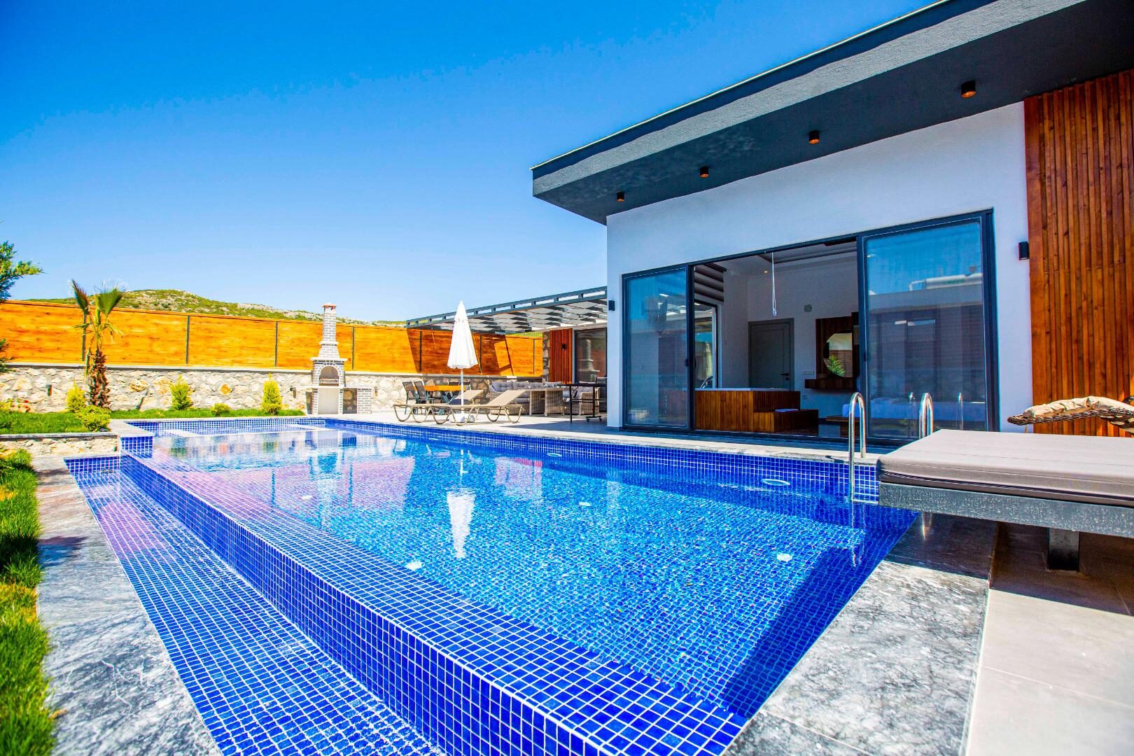 Villa Montenegro — 15
