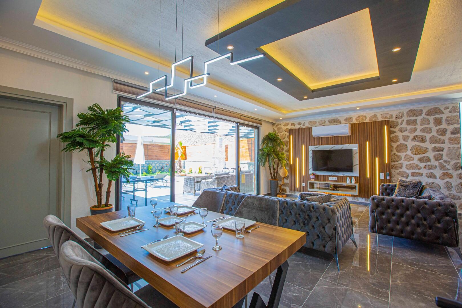 Villa Montenegro — 49