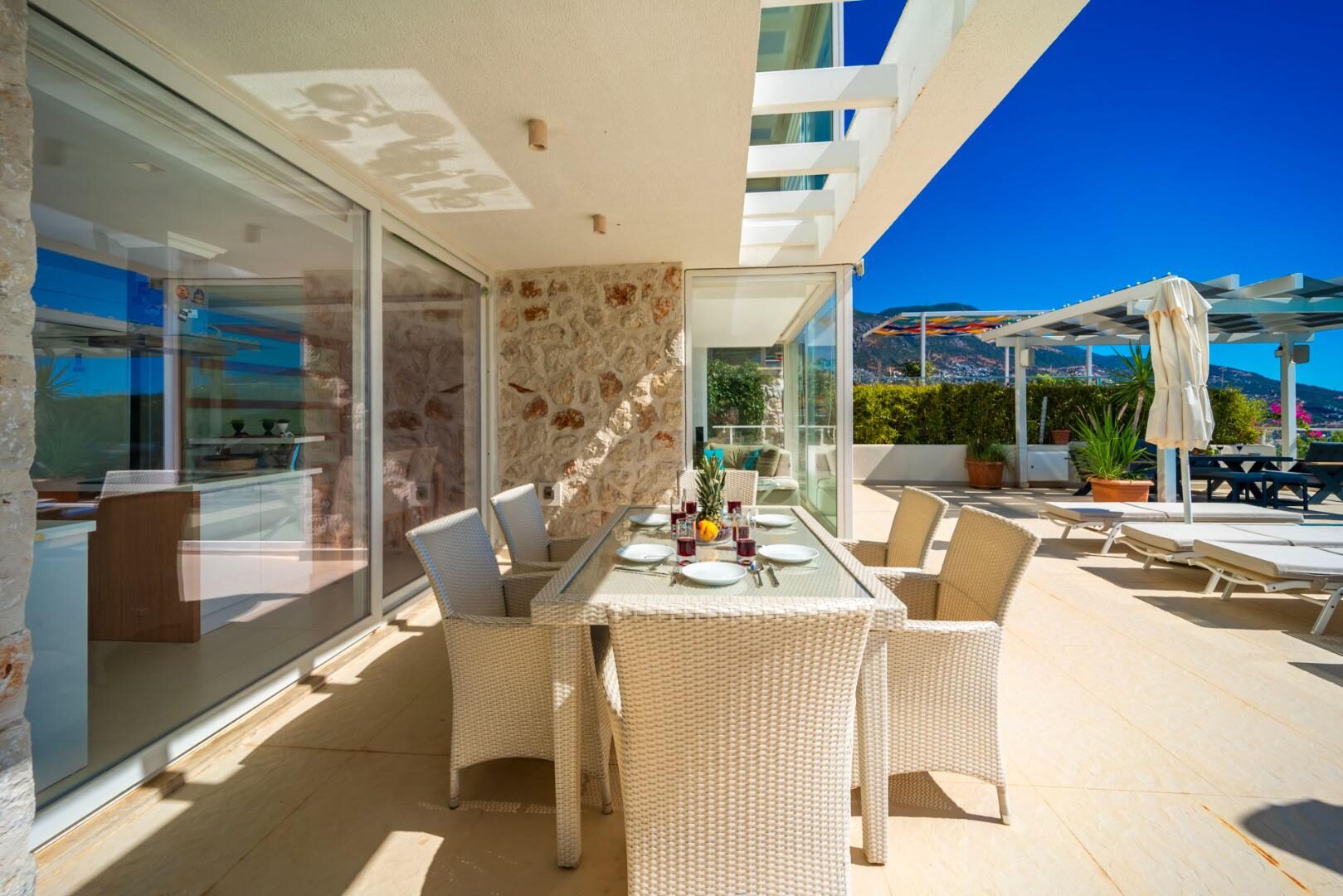 Villa Chremado — 13