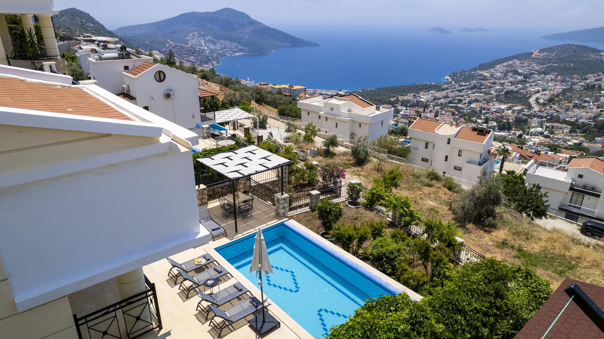 Villa Baynur — 33