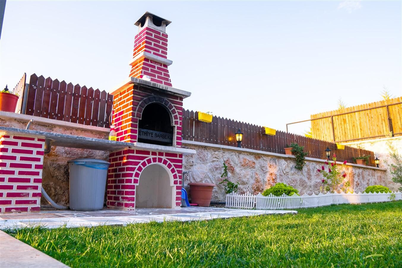 Villa Fiesta — 25