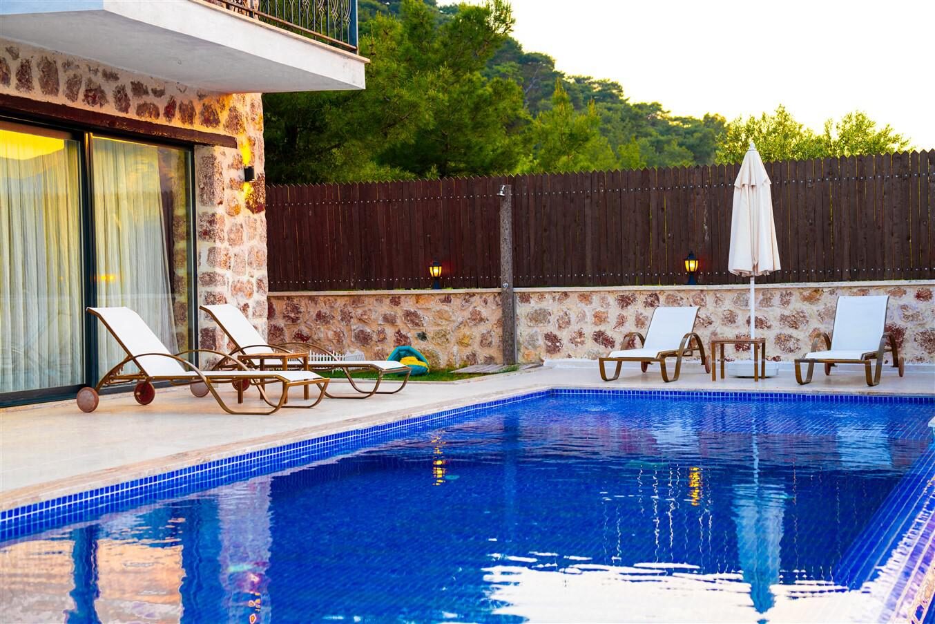 Villa Fiesta — 48