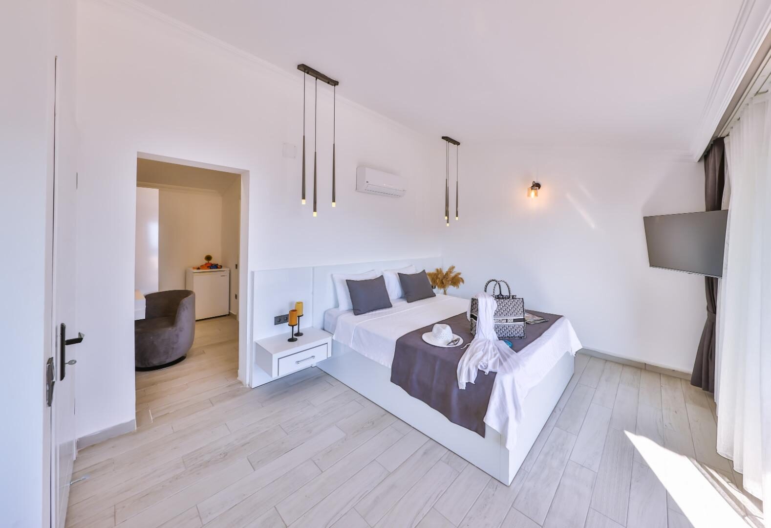Villa Parle — 72