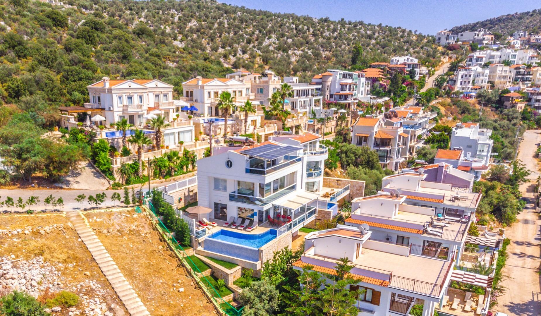 Villa Everes — 103