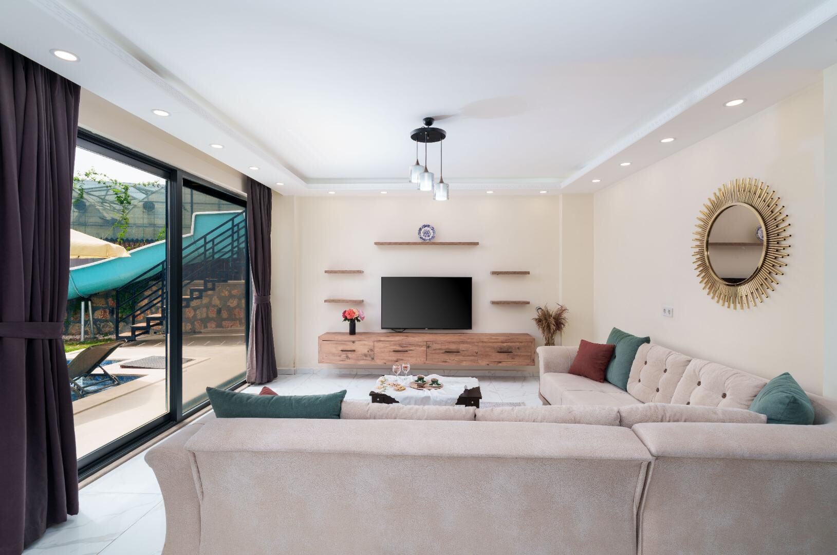 Villa Elena 1 — 62