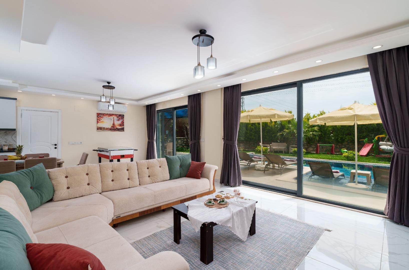 Villa Elena 1 — 77