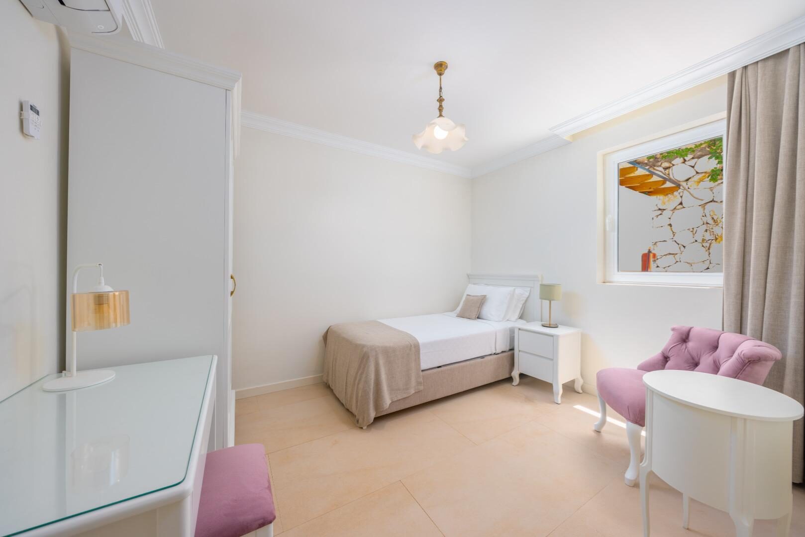 Villa Grande — 72