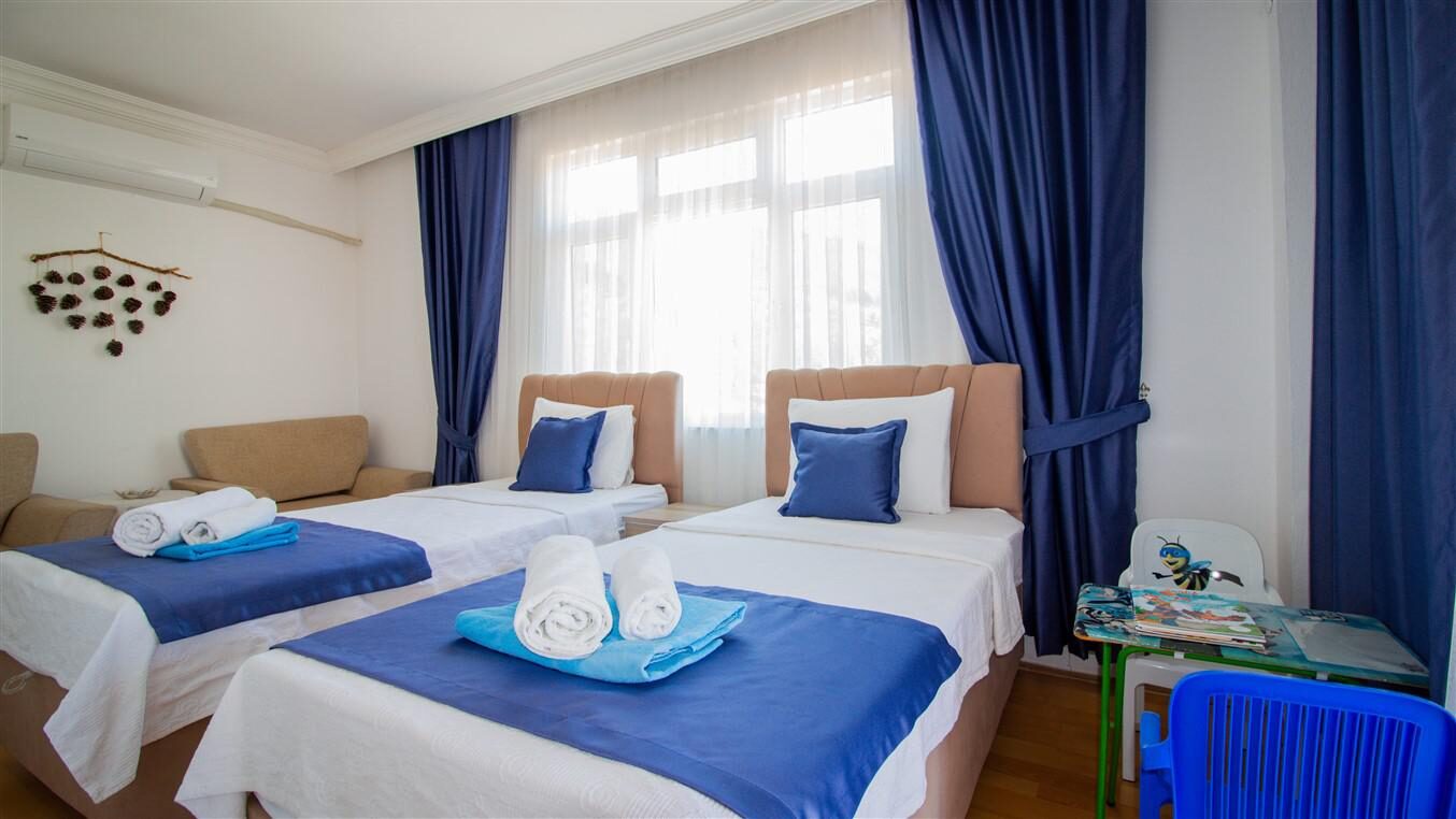 Villa Capital — 60