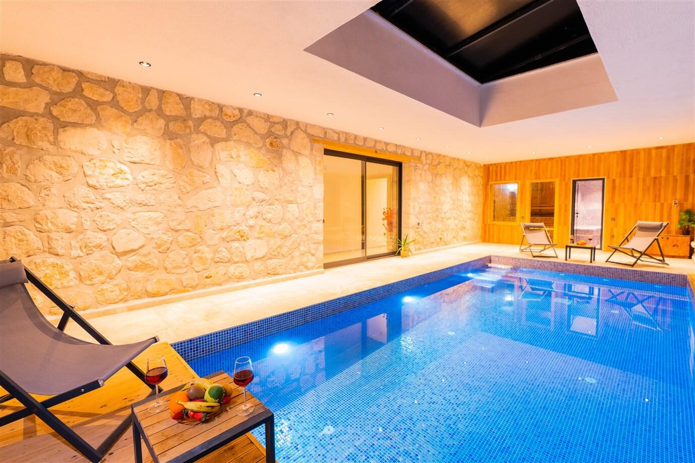 Villa Vip — 80