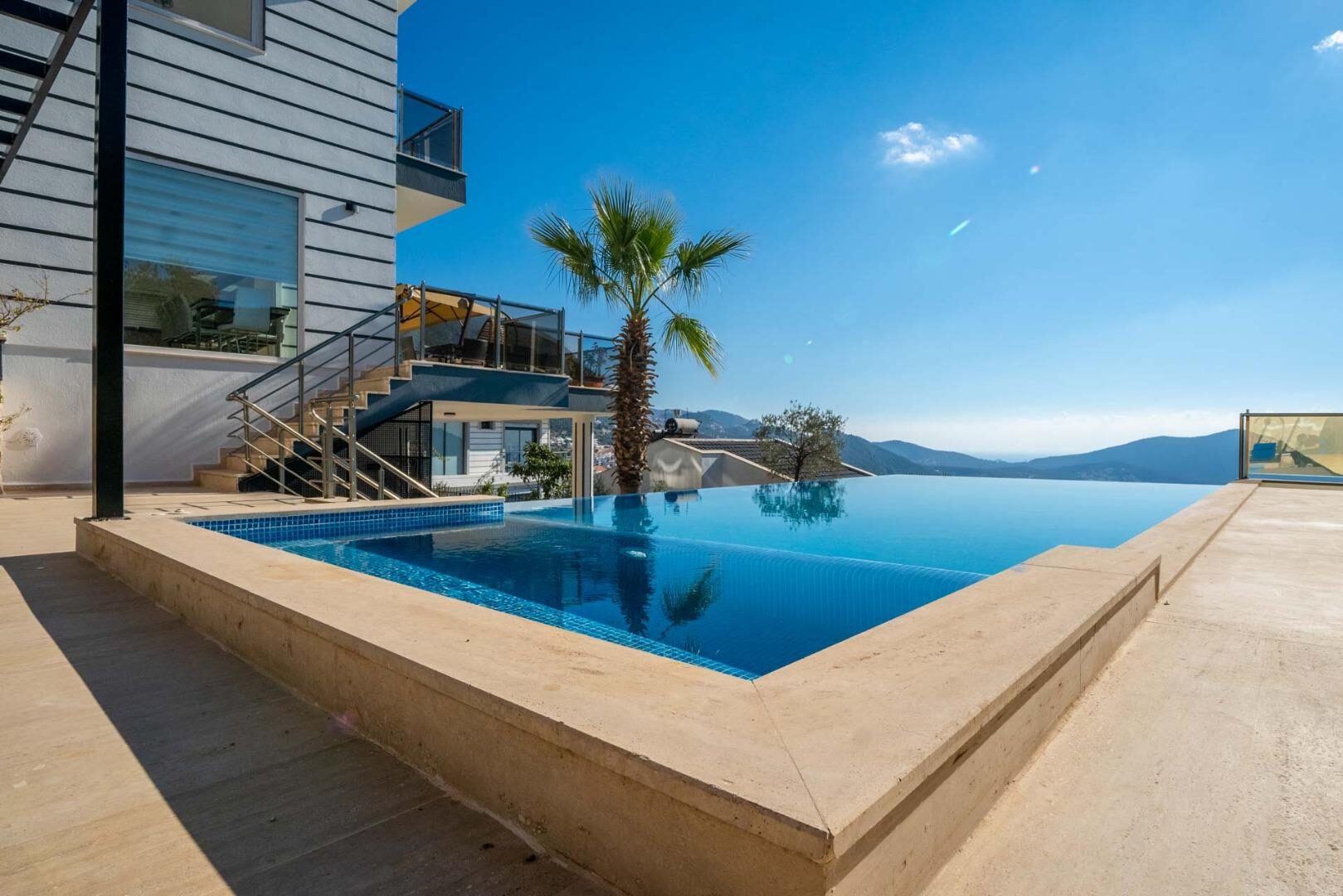 Villa İn The Sky — 81