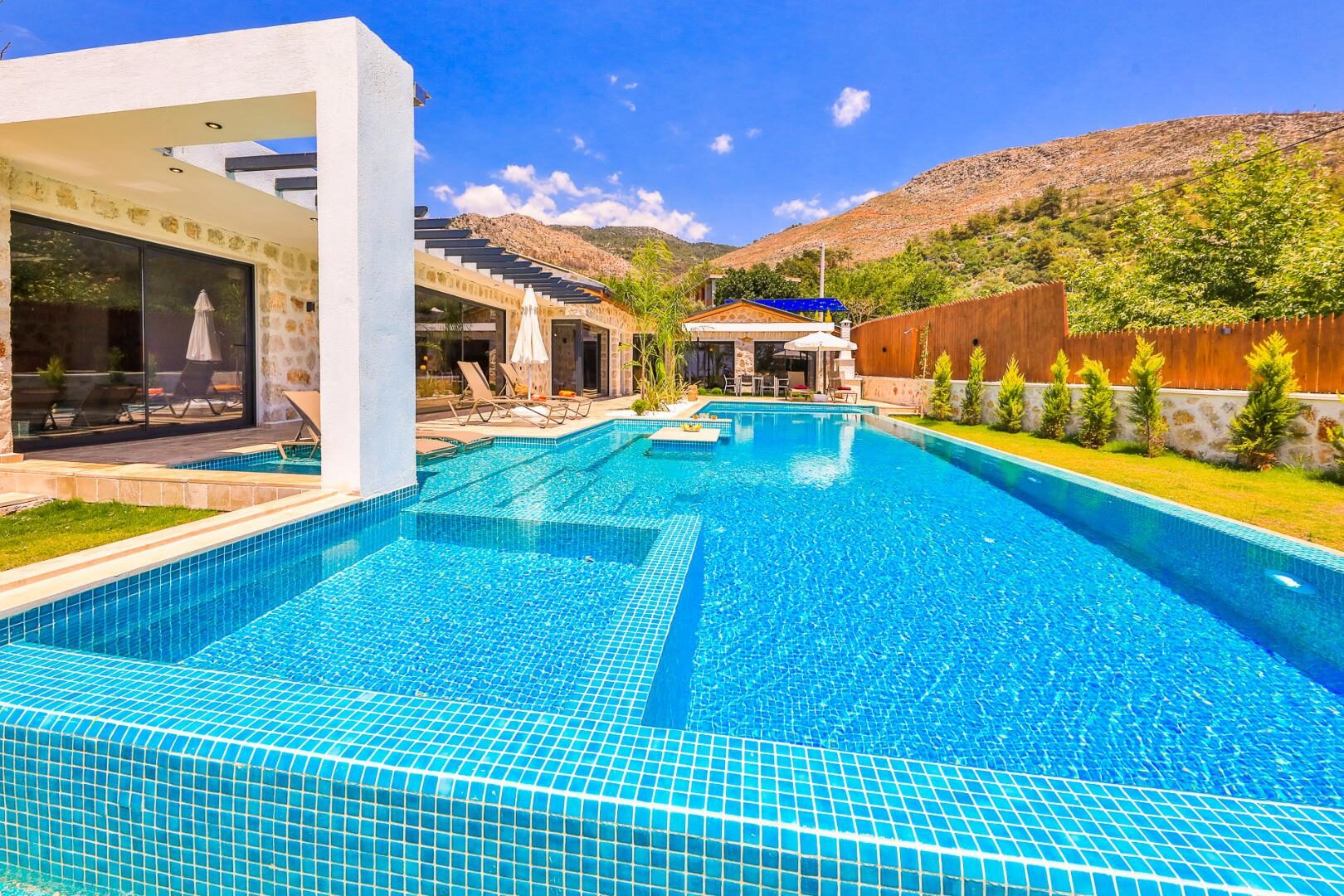 Villa Konak — 13