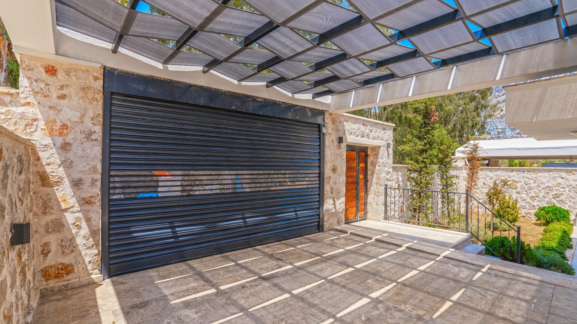 Villa Lion — 30