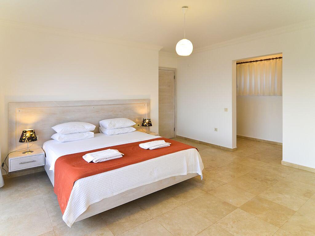 Villa Falcon Lodge — 29