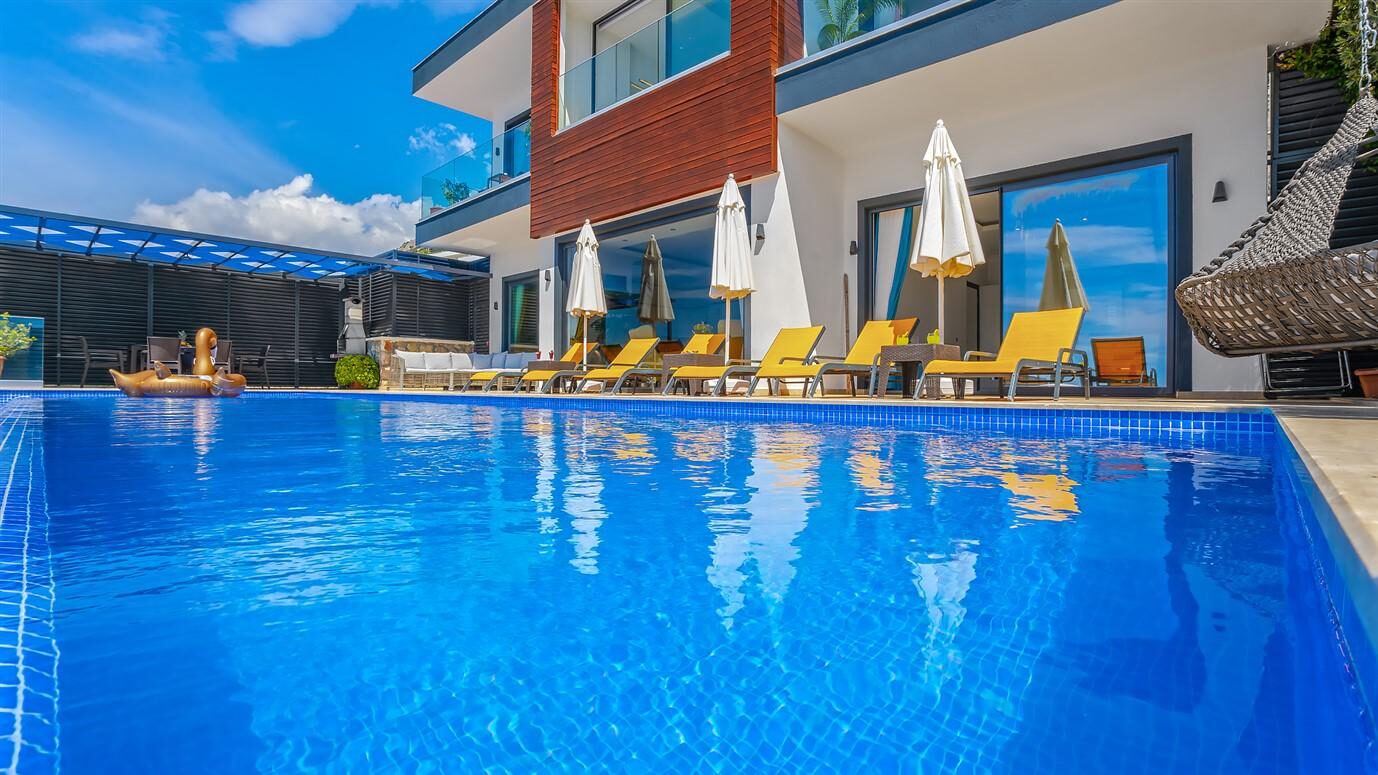 Villa Royal — 19