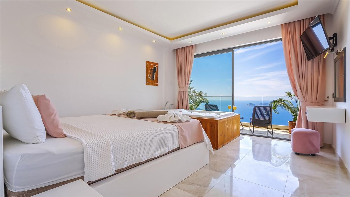 Villa Royal — 55
