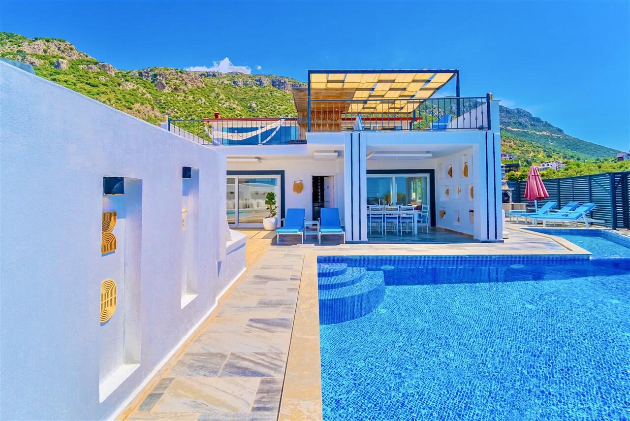 Villa Charm — 15