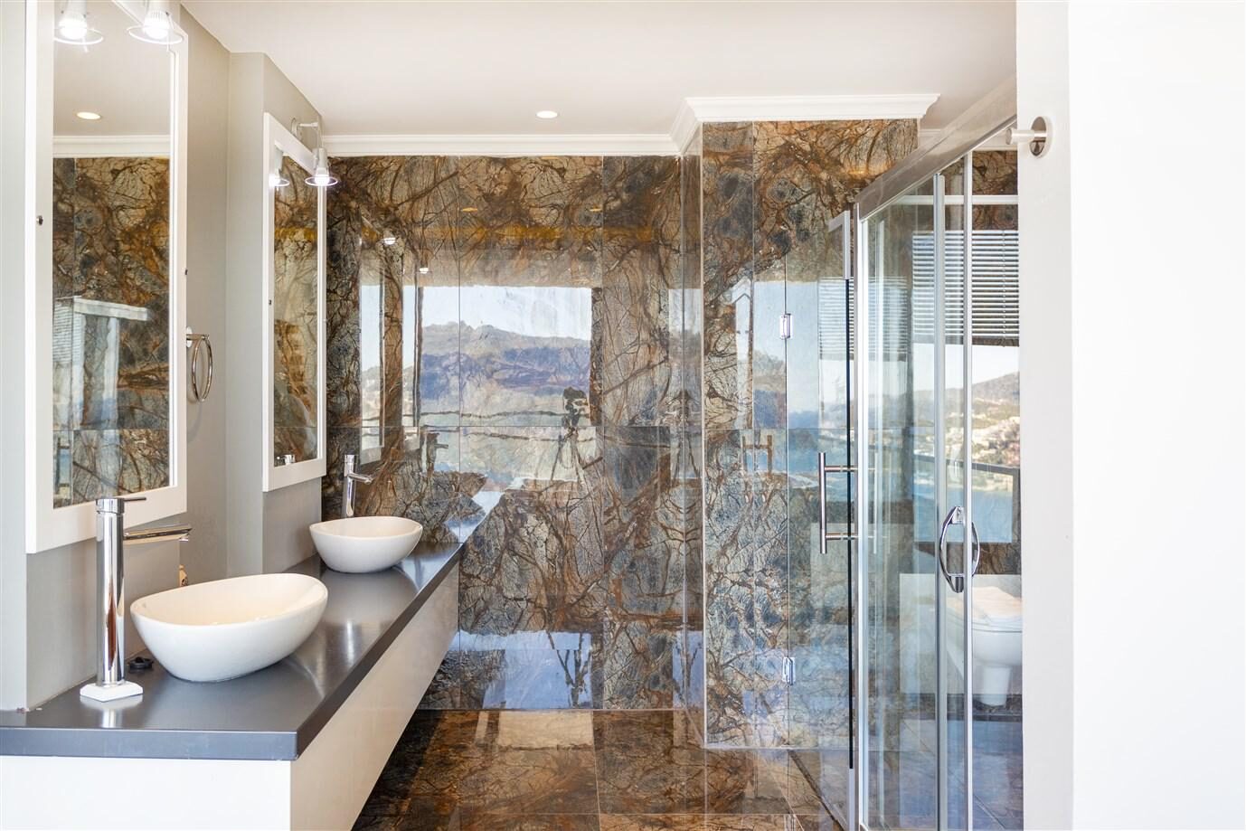 Villa Tigra — 51