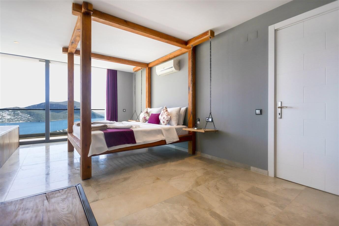Villa Tigra — 53