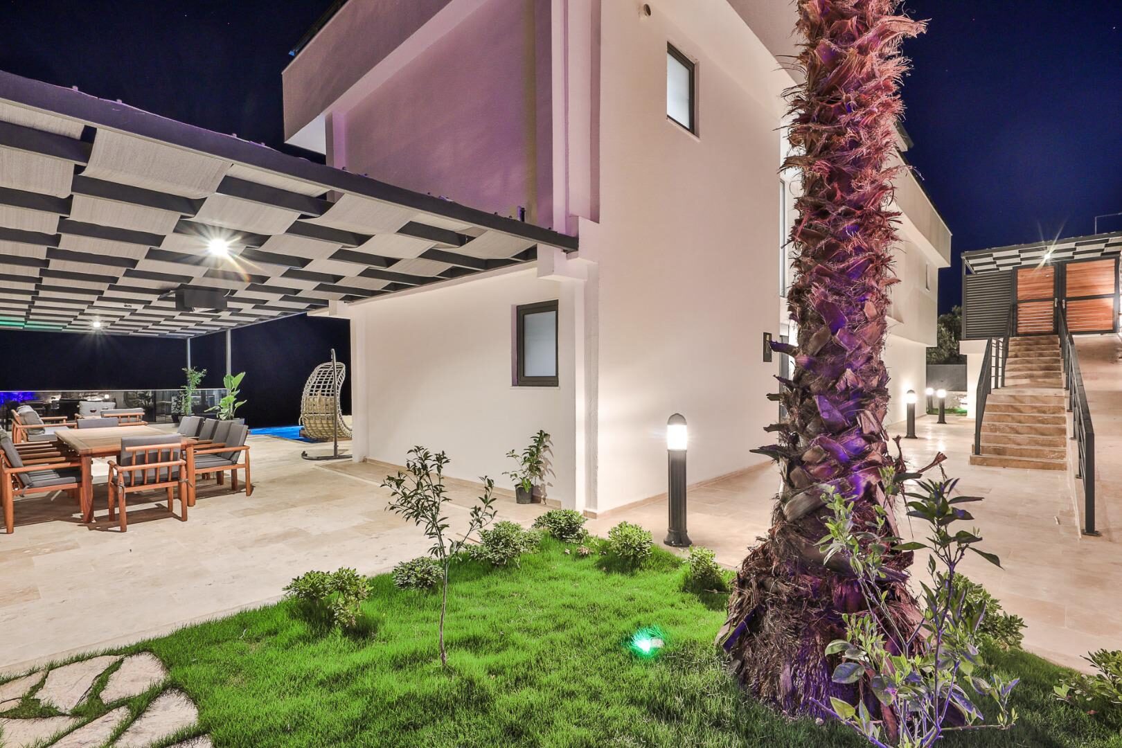 Villa Royal Life — 39