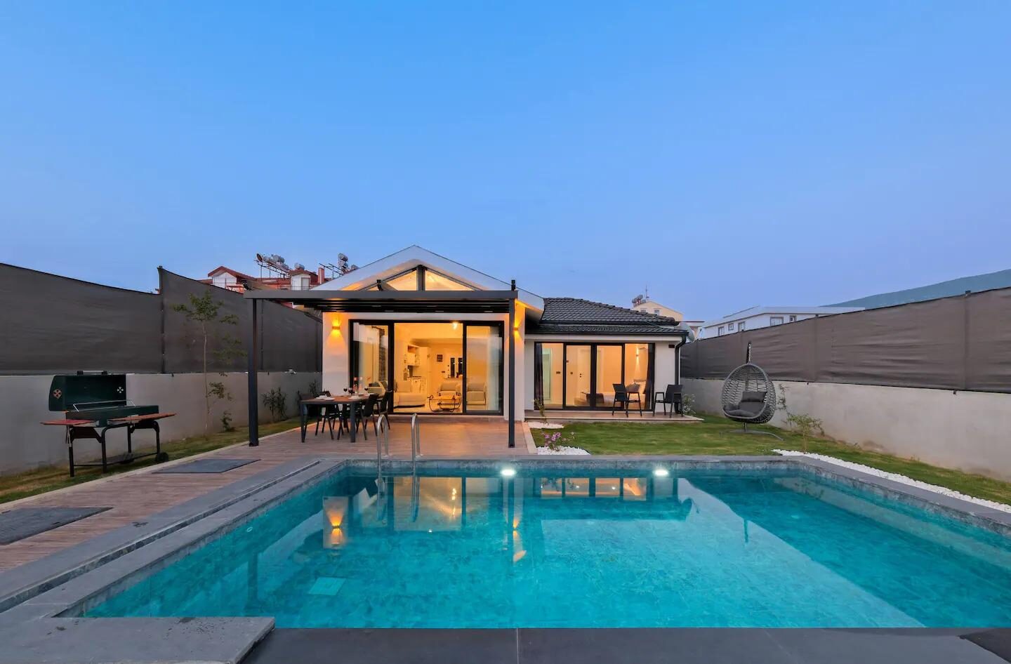 Villa Arel House — 1