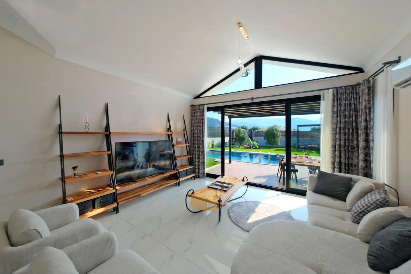 Villa Arel House — 26