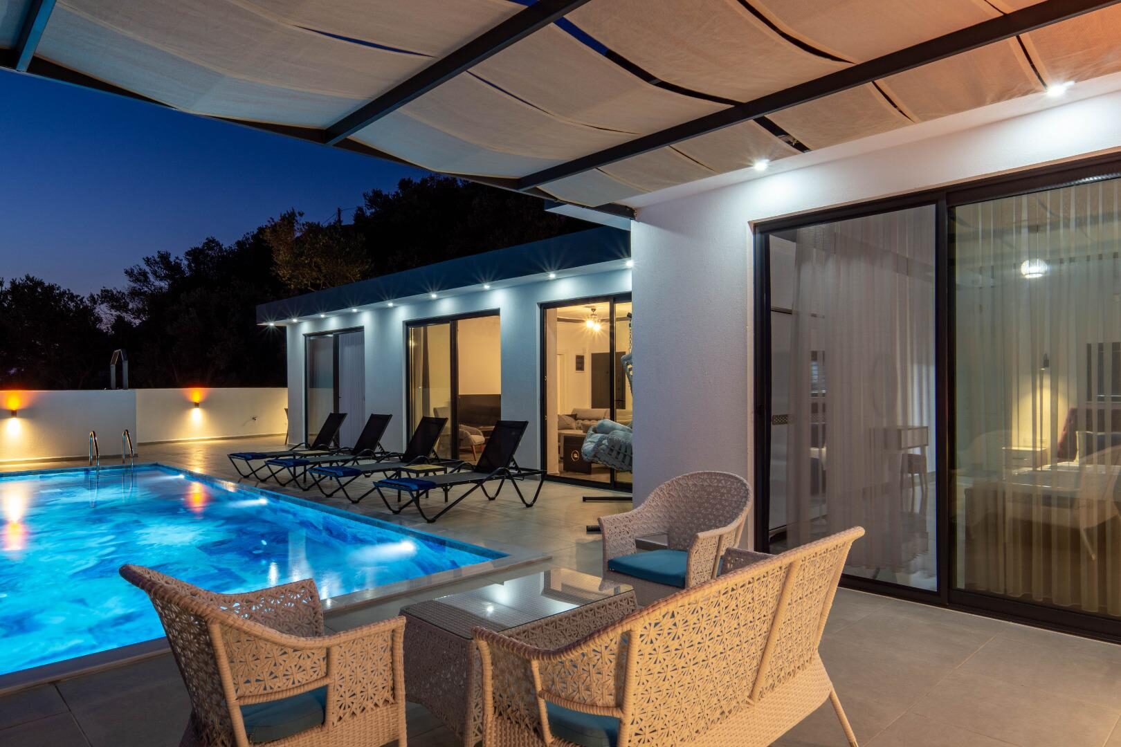 Villa Karbelen — 37