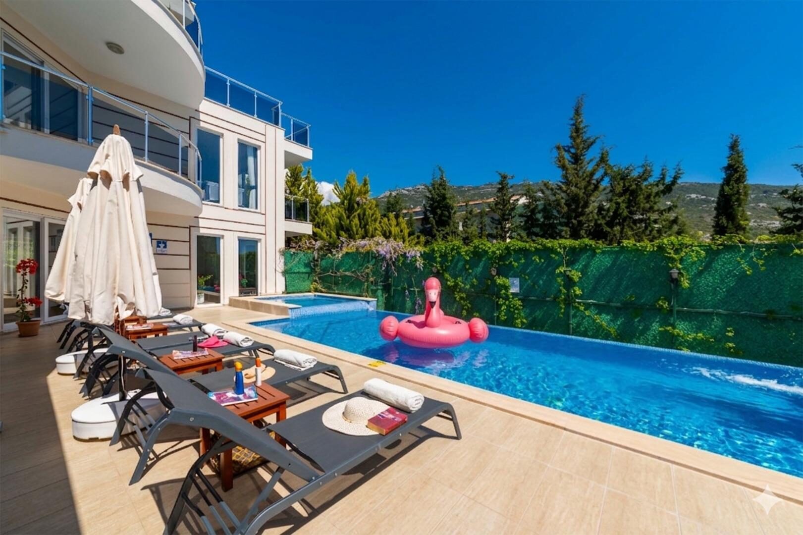 Villa Disney 3 — 5