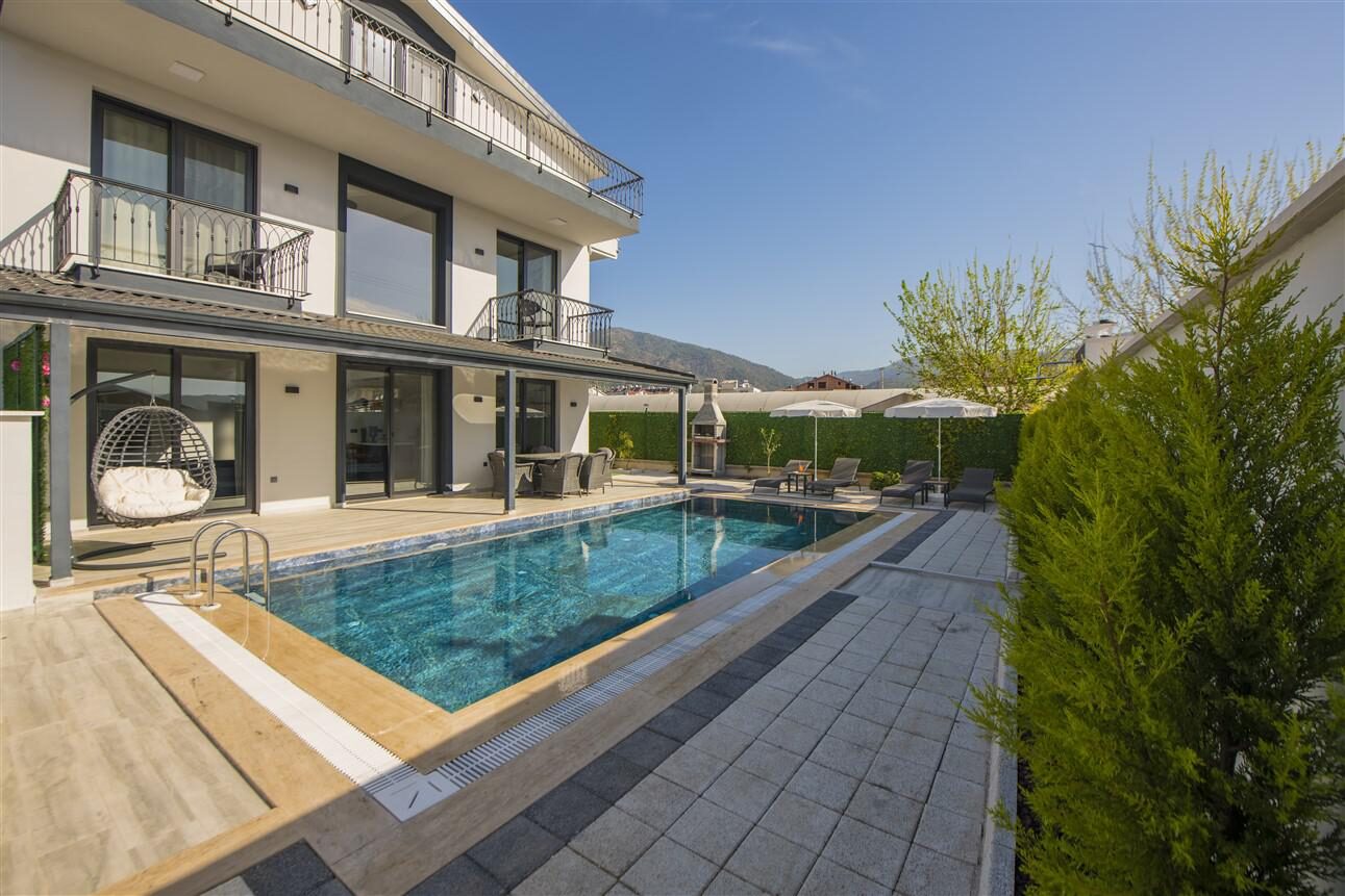 Villa Malibu — 19