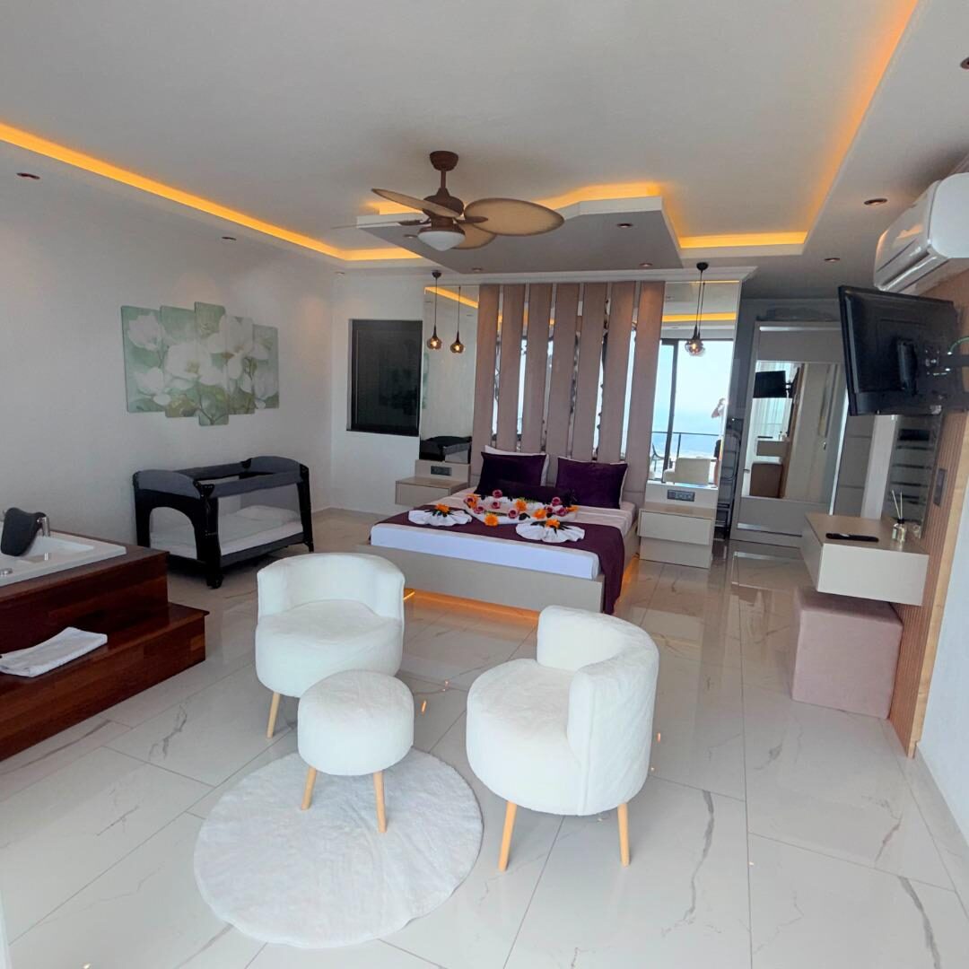 Villa Xanadu — 100