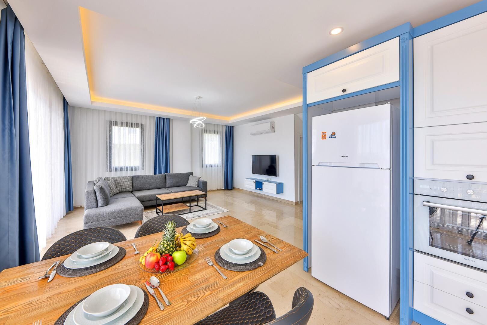Villa Albedo Blue — 32