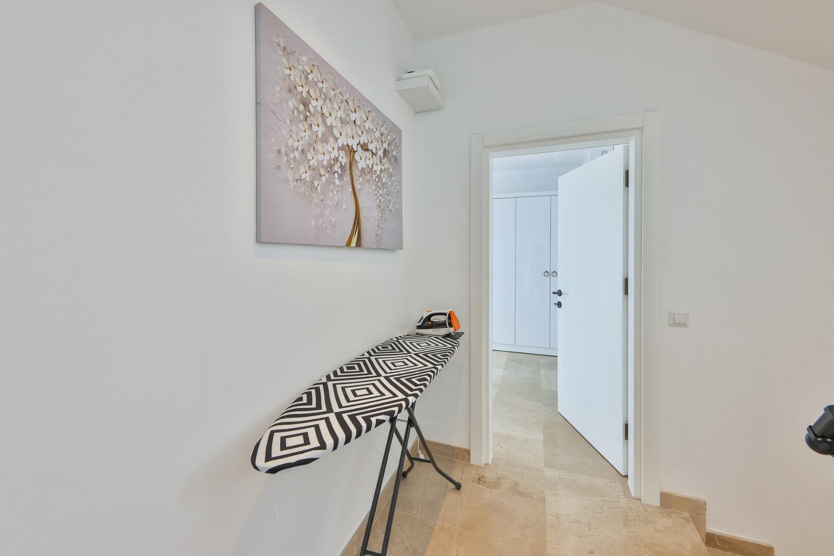 Villa Albedo Blue — 46