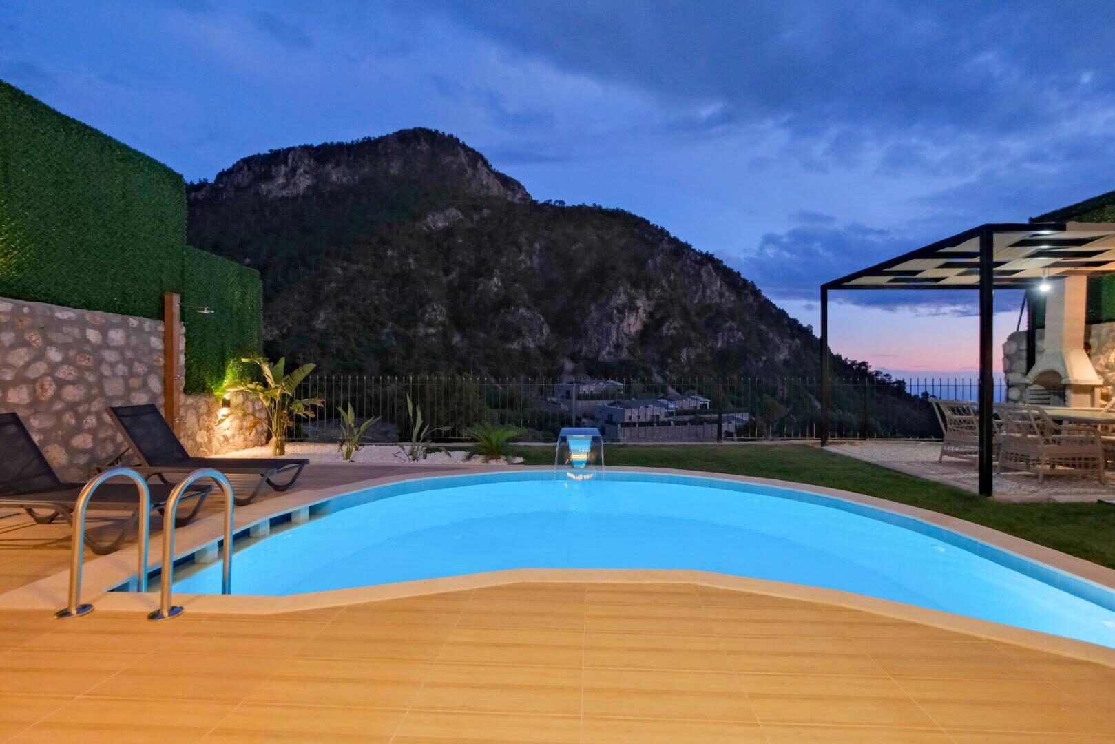 Villa Luna — 4