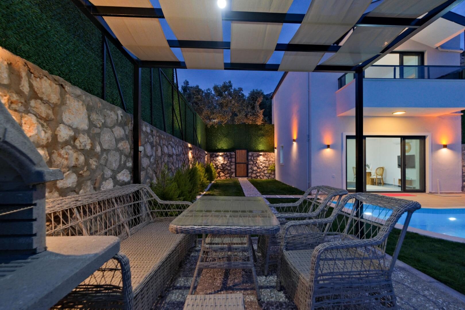 Villa Luna — 6